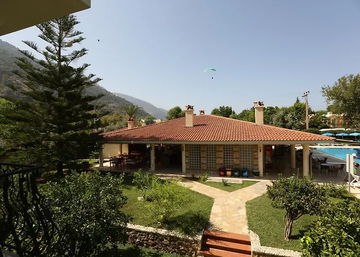 Mavruka Hotel