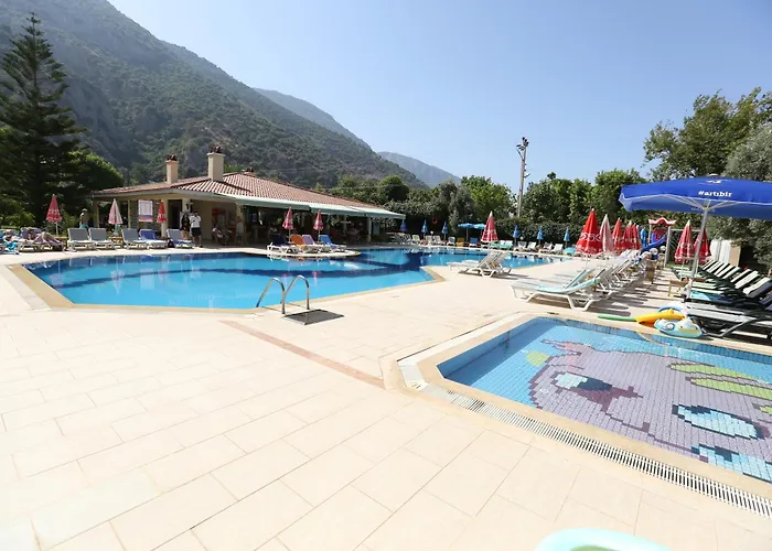 Mavruka Hotel