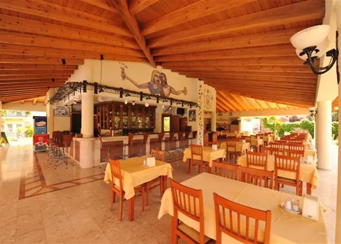 Mavruka Hotel