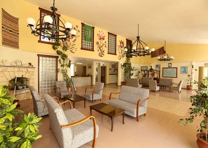 Mavruka Hotel 4*