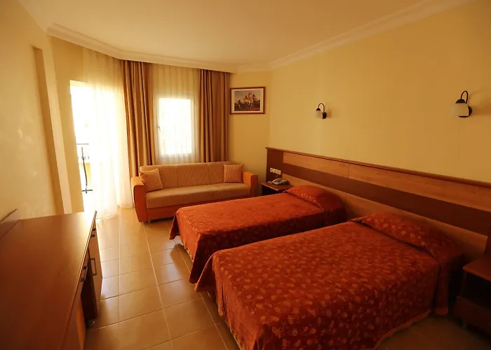 Mavruka Hotel 4*