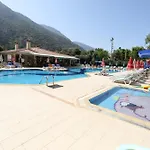 Mavruka Hotel