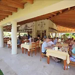 Mavruka Hotel