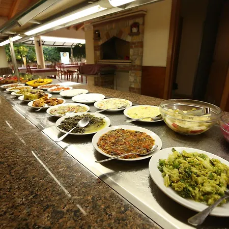Hotell Mavruka 4*
