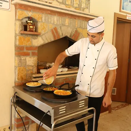 Hotell Mavruka 4*