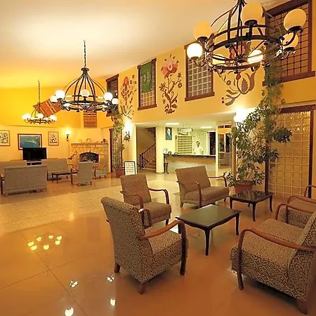 Hotel Mavruka 4*