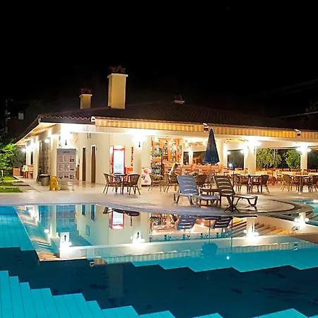 Mavruka Hotel